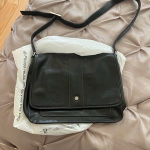 liz claireborne handbag